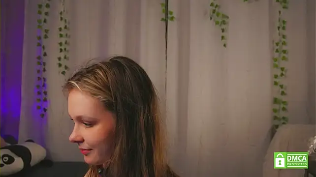 Tender_beauty - Play with fingers between my legs :3