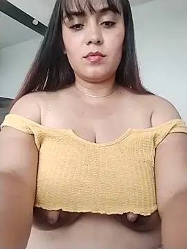 MiaKhaliFFa69 - milk spray on my face