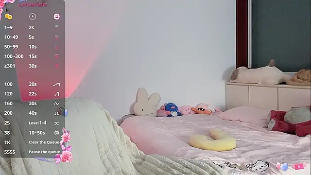 _flipped_ - show boobs露胸