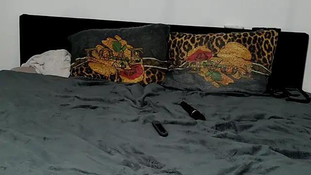 Bonnie_en_clyde - Suck cock