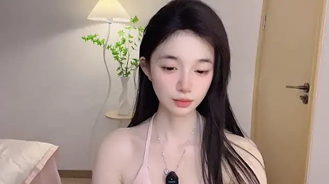 Annie-3 - 泡泡抹香肩 涂美胸 小粉控制3min