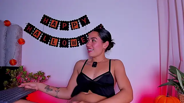 Samantha_bss - AUDI Q3 (fuck me for squirt daddy)
