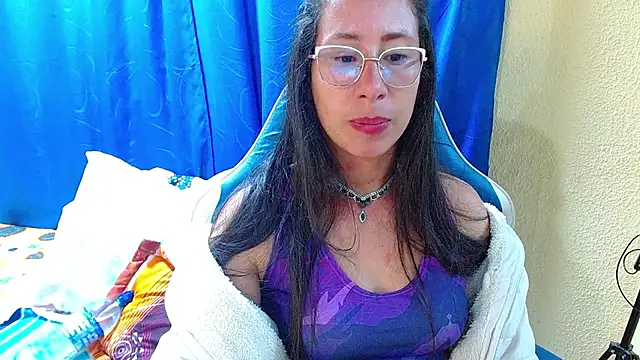 Gia_leinn - fully naked