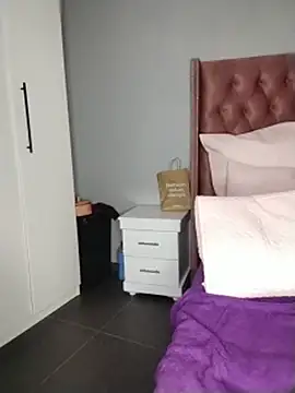 Belinda_105 - Show boobs