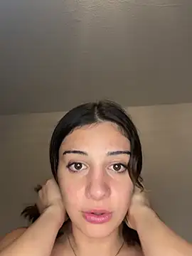 Bellefleurrr - last tipper wins my first fuck dildo vid