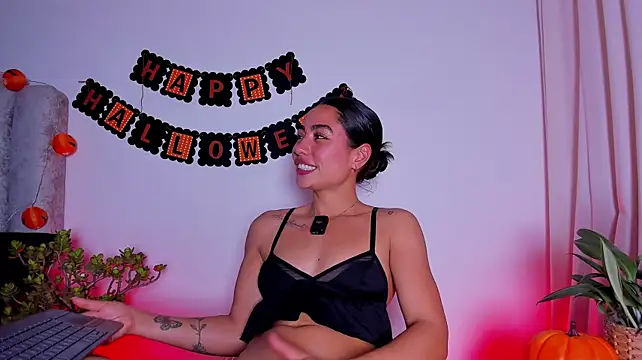 Samantha_bss - AUDI Q3 (fuck me for squirt daddy)
