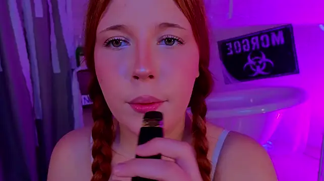 GinnyGingerr - ahegao + lick finger 💦🥵🥰