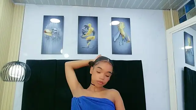 Littleebonymommy - 🤘🏻🥵FINGER PUSSY HARD🤘🏻🥵