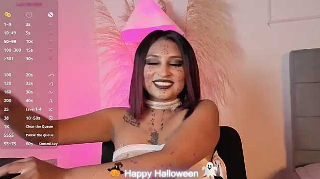 Naiah_cruzz - fingers in my pussy
