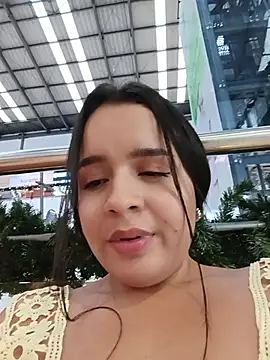 Julieth_hot-69 - Lush on My ass😈🍑 make me warm up