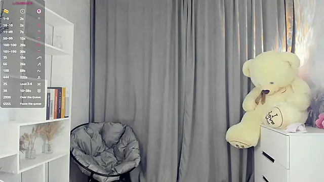 BelleDream - massage my boobs under my top