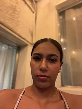 MiilaBlake - PUSSY SPANKS & RUB UNTIL WET