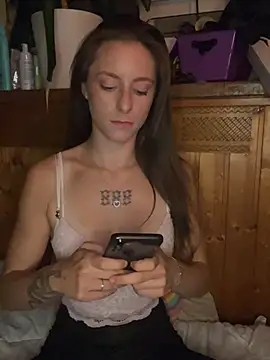 TeenLeonie18 - go doggy and slap Ass 10x🫦