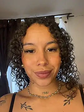 MarieLeon - shower show x10min