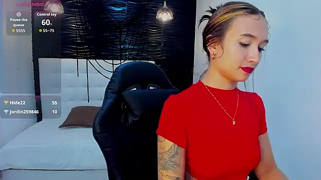 Hellen_tease - show ass
