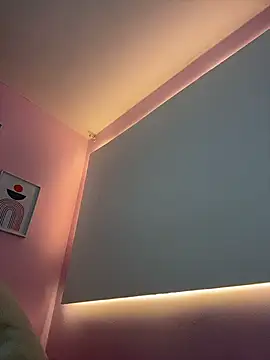 AuroraFlowers_ - vibe my cute and sweet pussy 🫣💦