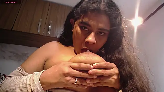 Iniyalaboni_ - CUM AND SQUIRT IN YOU FACE💦