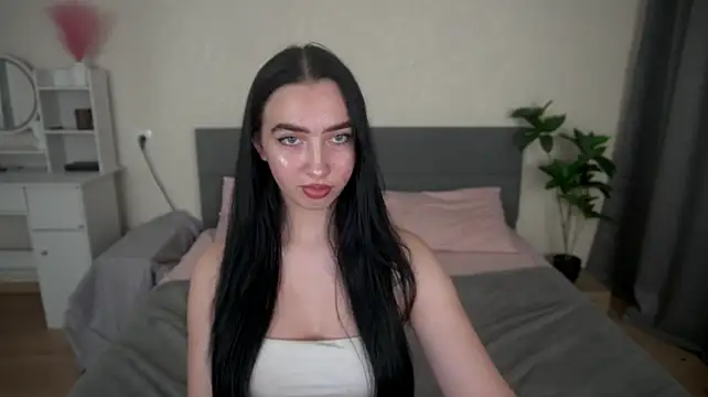 WildKittenX_ - spank me hard 10 times