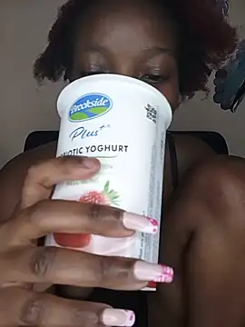 Bellacake - Make me cum