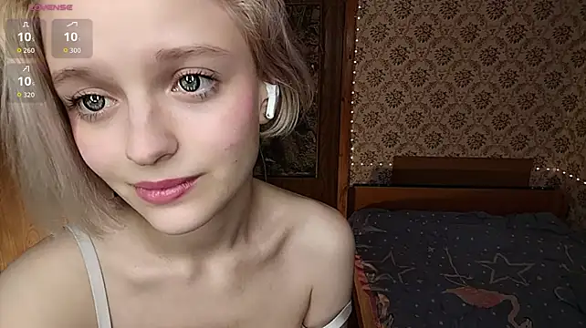 Smartemilia - take off my t-shirt