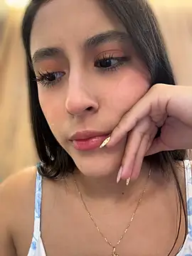 Juanita-Diaz - FUCK MY PUSSY IN MENS BATHROOM👿🥵
