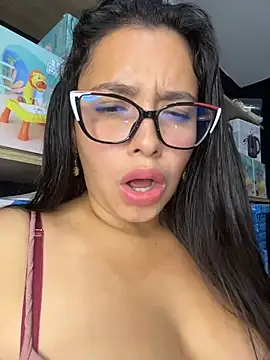 Miss_Bella_Flame - TWERKING + CONTROL TOY X 3 MIN