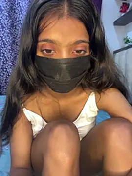 Mini-cutie - Kitchen in nude dance