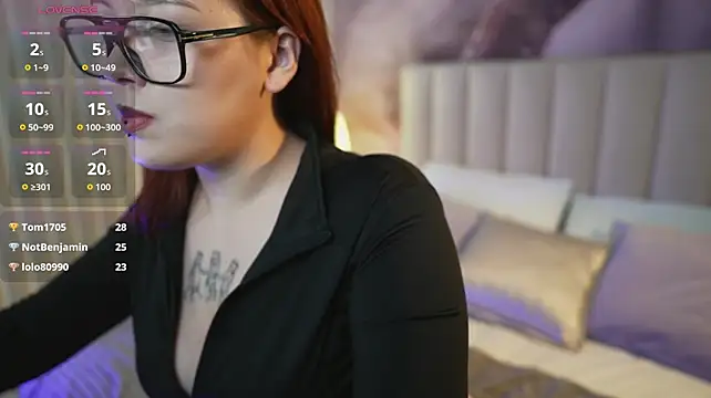 Katie_Ray - wiggle my ass 🍑