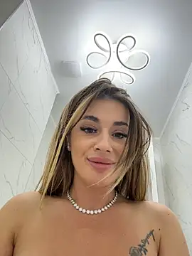 IsabellaEtthan - IWasABadGirl.SlapMyPussy.+:gift:4LastTip