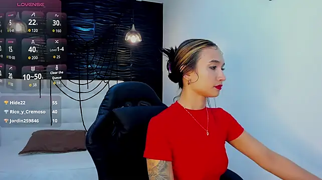 hellen_tease