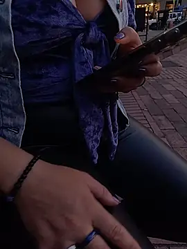 Sophie_banger - Spank Lush control 4 LT