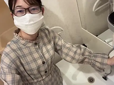 Tsumugi_tsumu - キャミ脱いでブラ姿に❤︎
