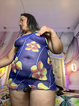 Lucy_Milf_474 - RIDE DILDO IN PUSSY