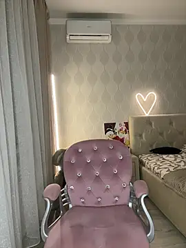 AlisaPearl - Dog Pose+video as a gift Lt
