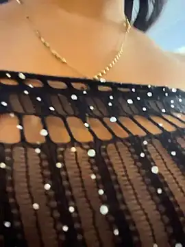 TopDollXXX - FINGERING PUSSY CLOSE UP