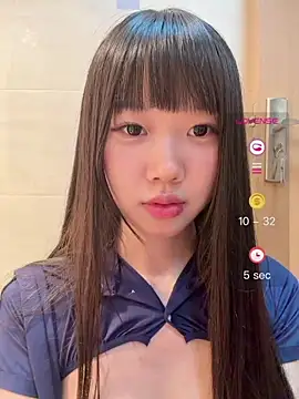 Xinyu789 - 全裸六分钟