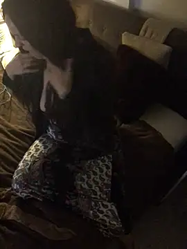 JessicaLove1 - Magic wand on clit and cumming