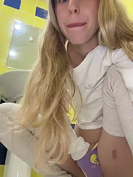 Kira_mia