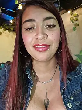 Kari-h - Spit on and lick my tits