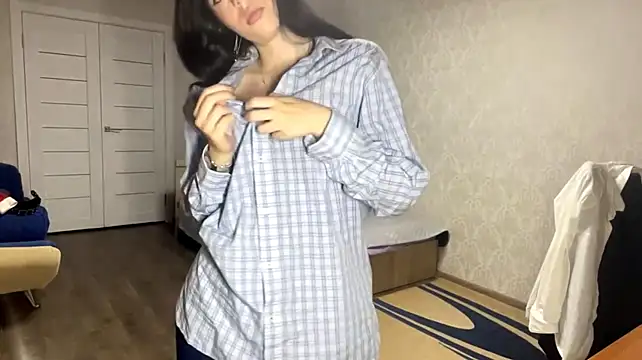 KayceUpton - pour water on my chest