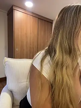 Oriana_zoeee