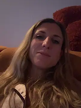 VivienneBlac - Squeeze and Play with Boobs 2 min