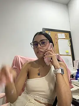Victoria_alson - show tits + oil tits
