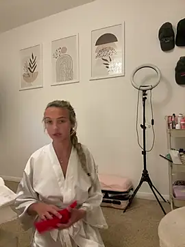 Summerblue_ - Naked 5 mins😍