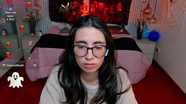 LenaRoses - show boobs+oil