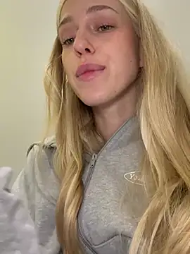 Kira_mia