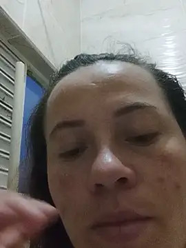 Hoonney - Masturbating in the shower