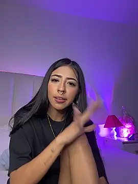 Mirandaa_Rogers - rub my clitory on doggy 🍑😳