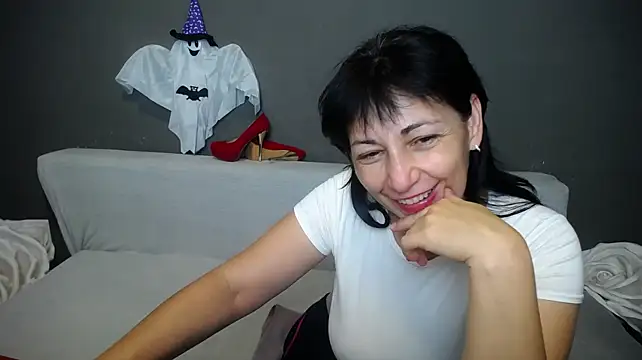 LiluGrants - Black dildo and whip for Halloween