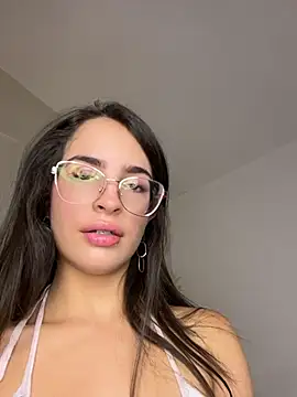 Emma_Vonn - I want to see how your dildo fits in! 🍆